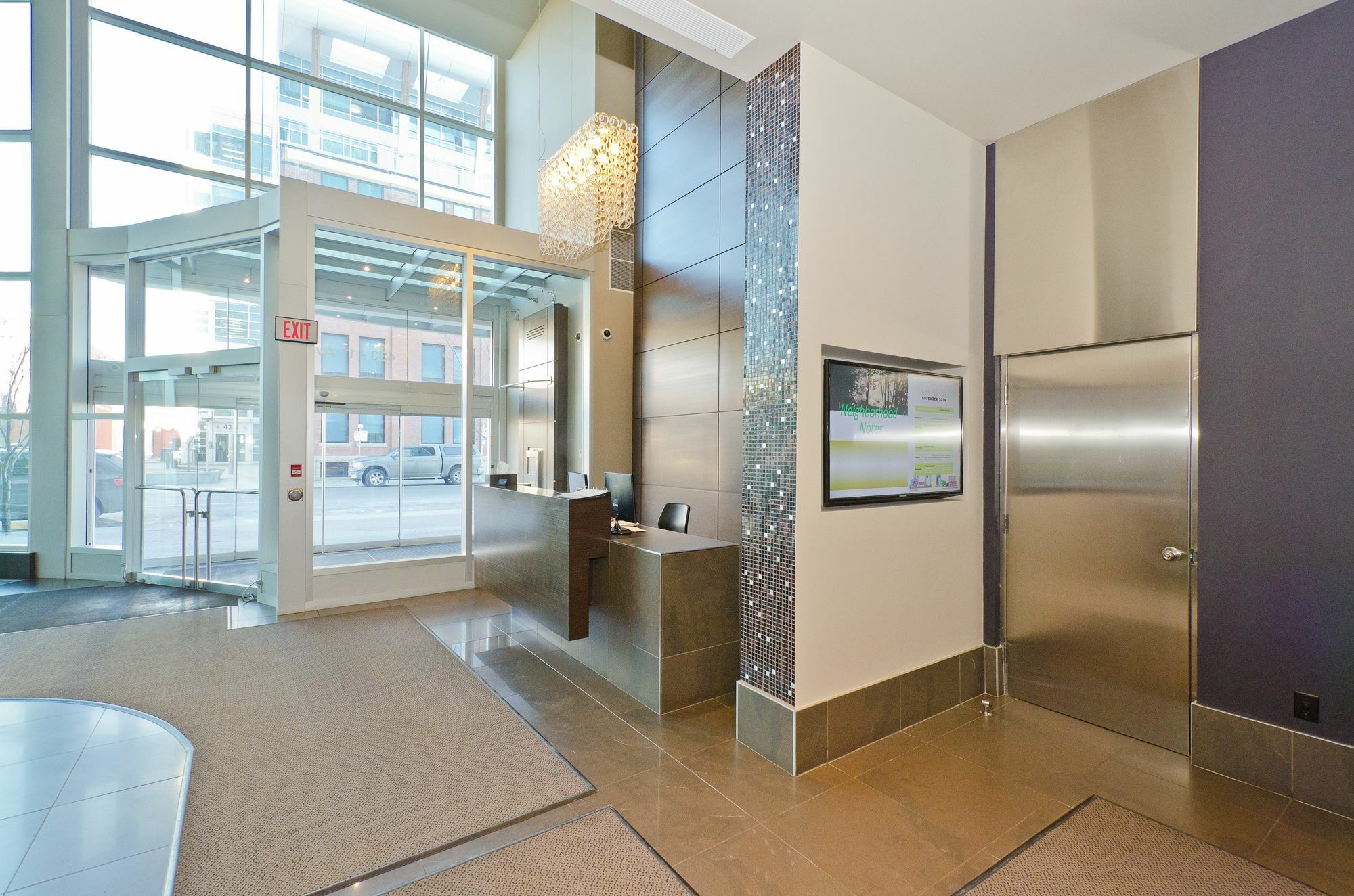 Suite Digs Arriva Calgary Bagian luar foto